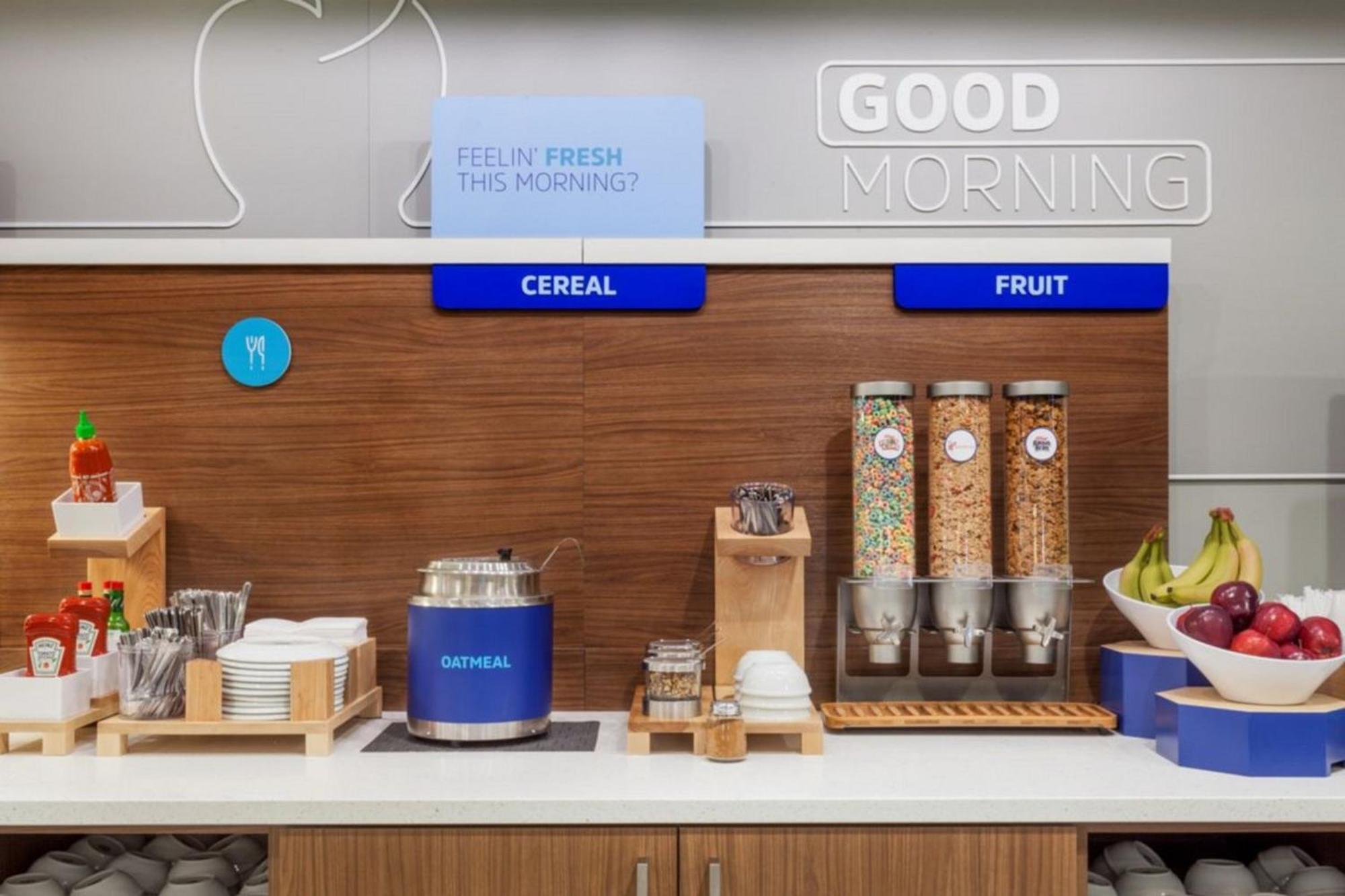 Holiday Inn Express & Suites - Effingham By Ihg Exteriér fotografie